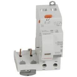 Bloc Diff Adapt DX³-vis-2P-230/400 V~-40 A-type Hpi-30 MA-disj 1 Mod/pôle